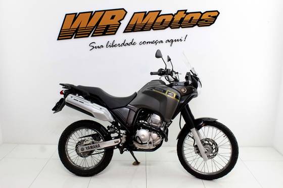 YAMAHA XTZ 250 TÉNÉRÉ YAMAHA XTZ 250 TÉNÉRÉ